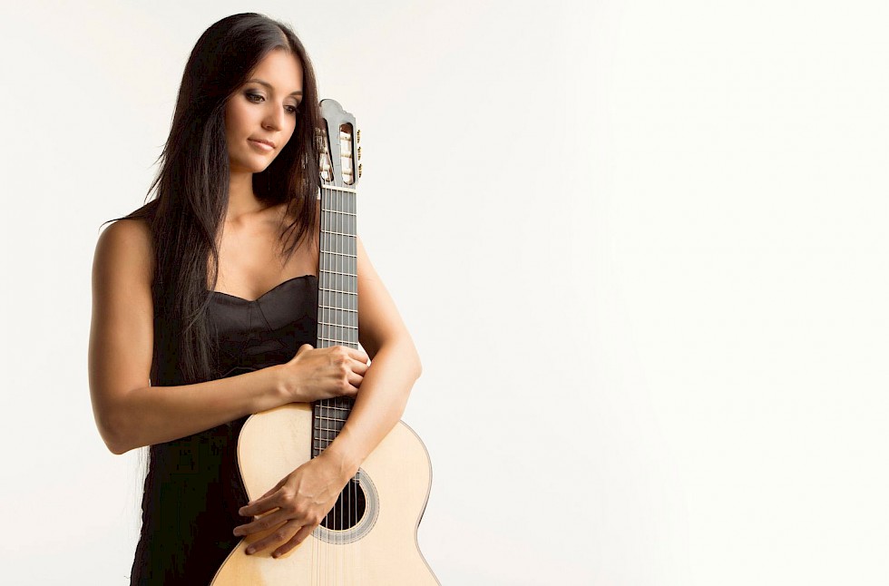 Acclaimed guitarist in Concert