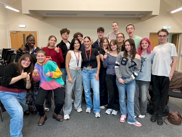 Acting Alumni Return to Inspire the Next Generation