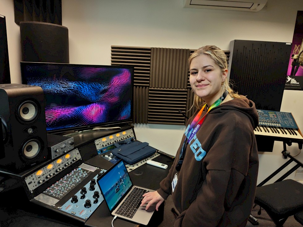 “As Real As Me”: ESC Music Practitioner and Alumna Releases Debut EP