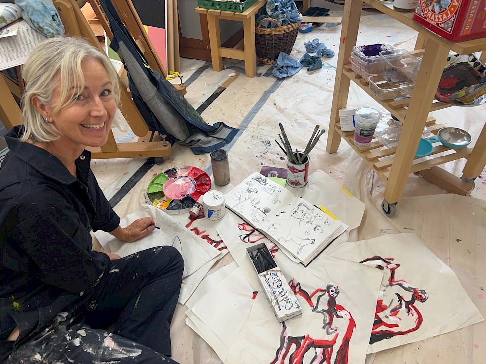 “I finally had space in my life to do that one thing I had always wanted to do”: Kim’s journey to becoming a professional artist