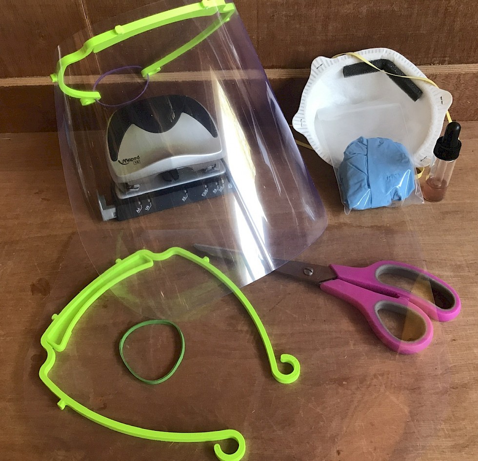 College tutor uses 3D printer to produce protective visors for NHS staff
